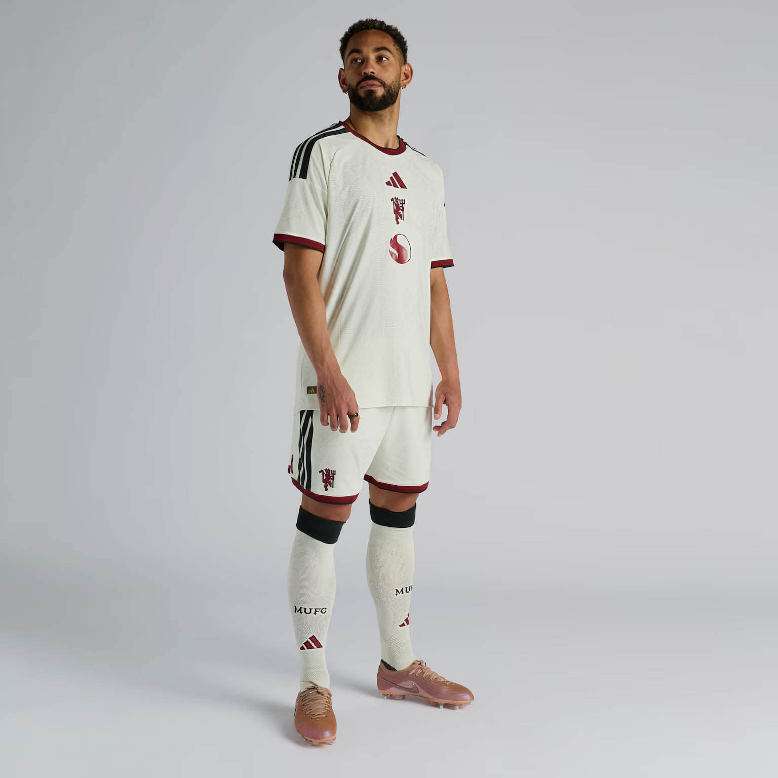 Terceira camisa do Manchester United 2026-2027 adidas