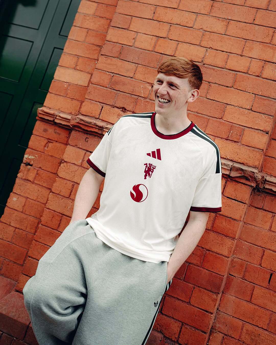 Terceira camisa do Manchester United 2026-2027 adidas