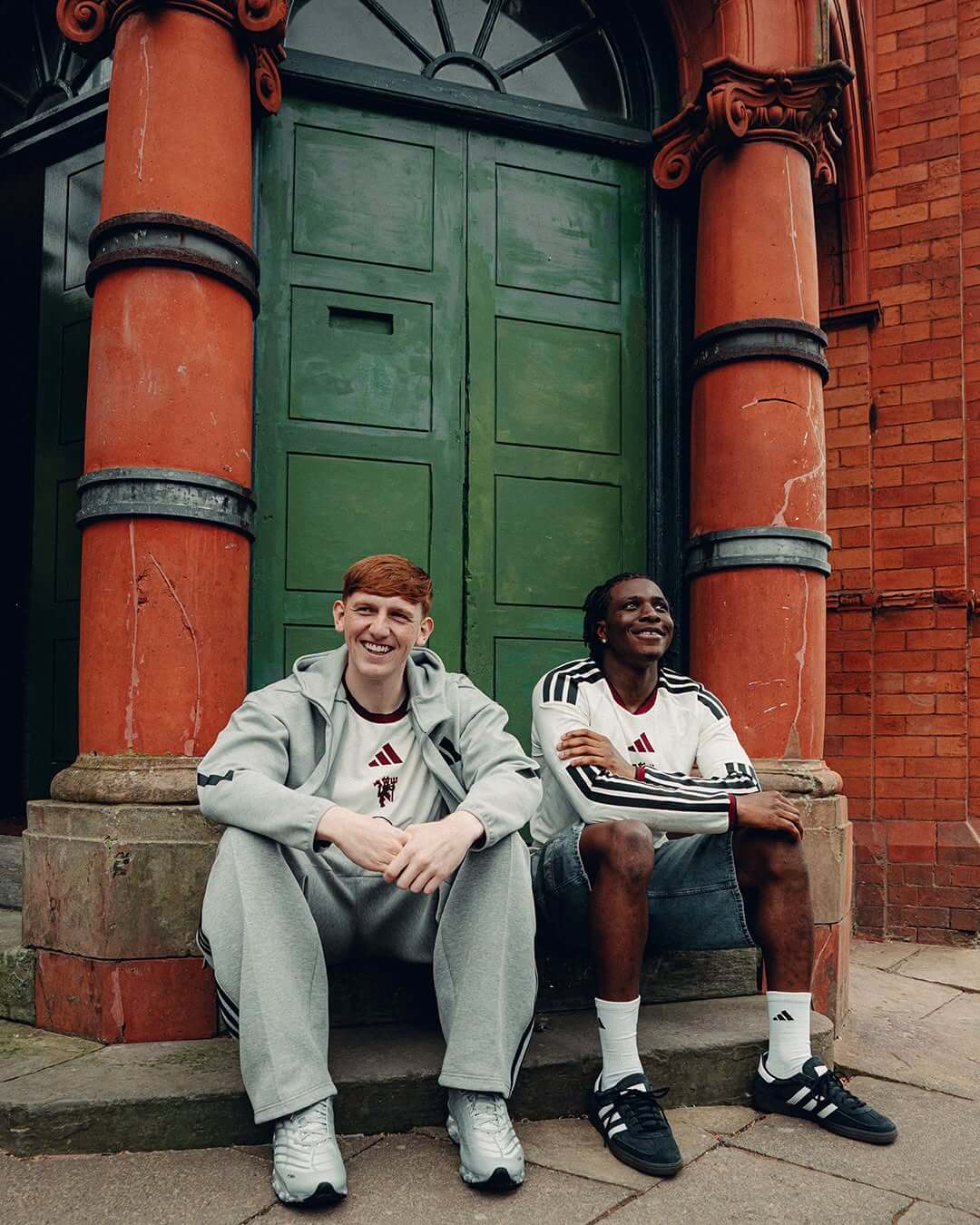 Terceira camisa do Manchester United 2026-2027 adidas