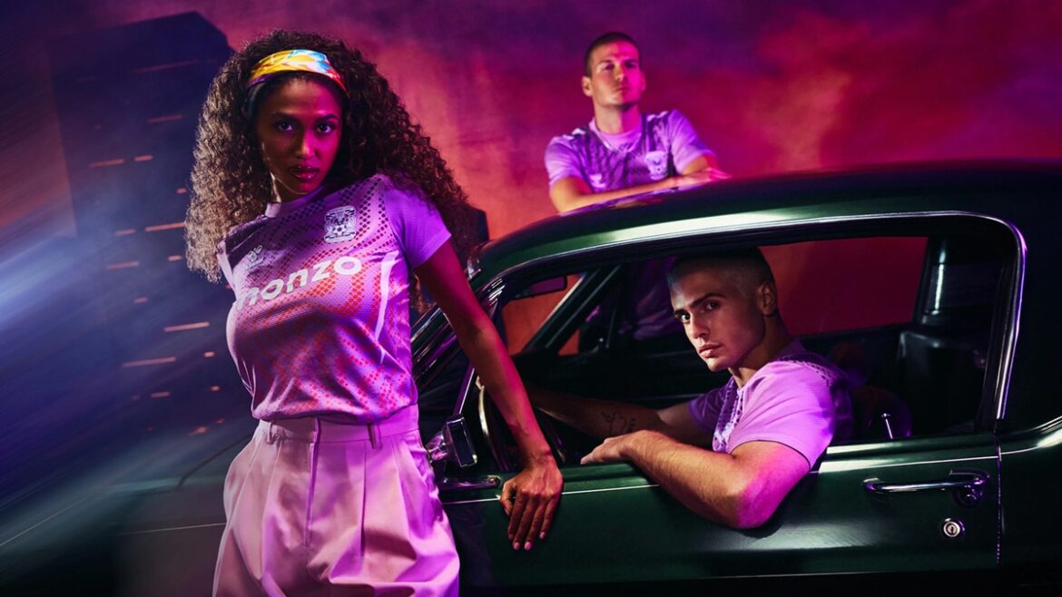 Terceira camisa do Coventry City 2026-2027 Hummel