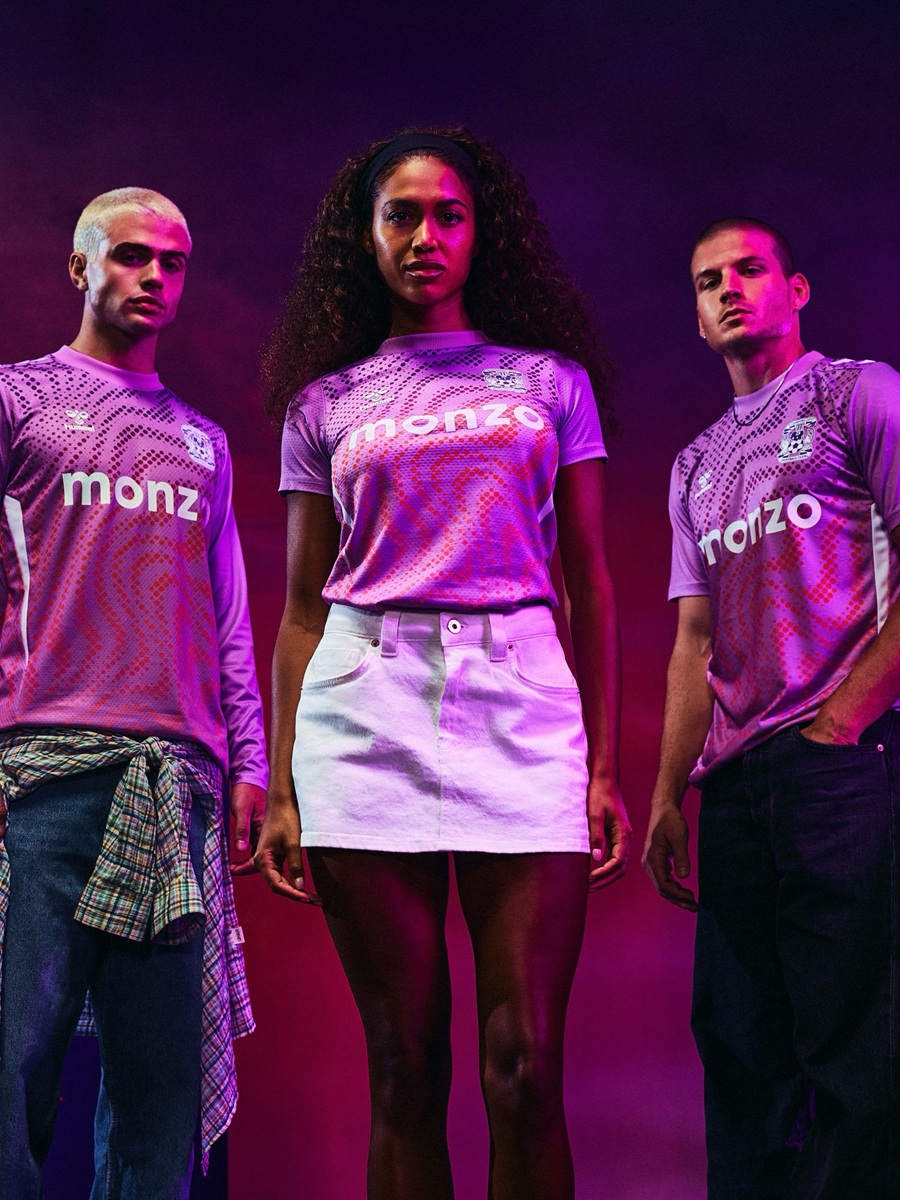 Terceira camisa do Coventry City 2026-2027 Hummel