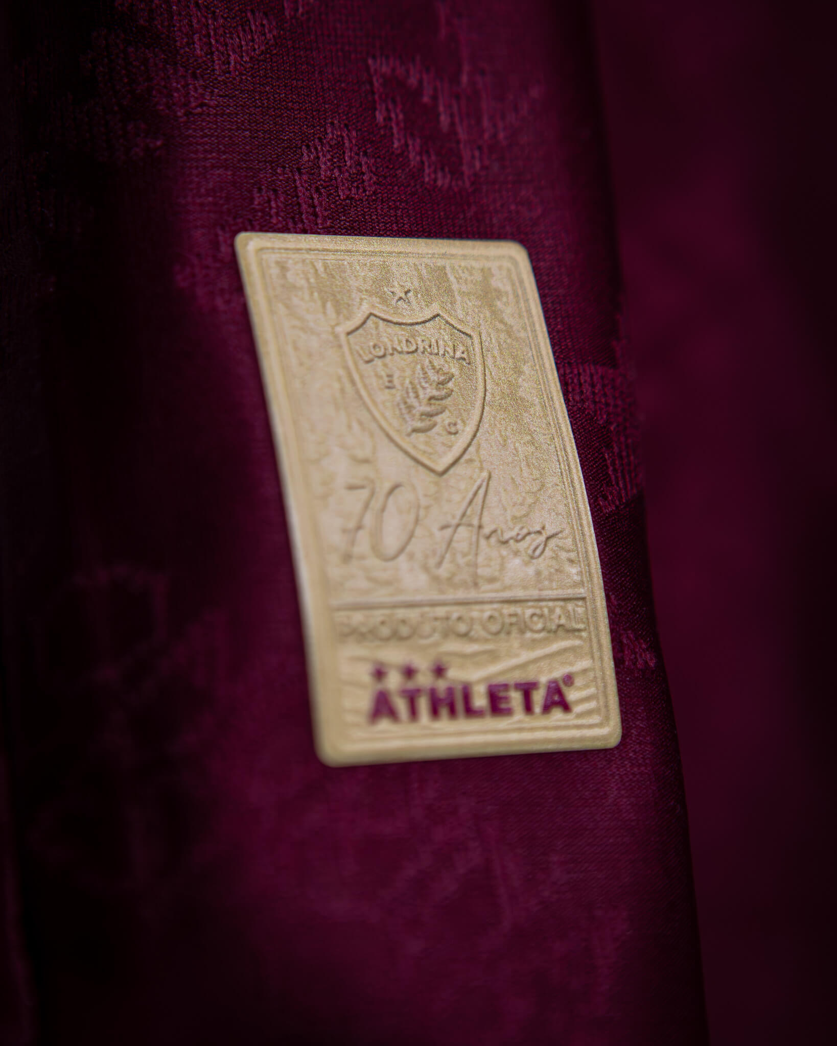 Londrina lança camisa comemorativa de 70 anos com a Athleta