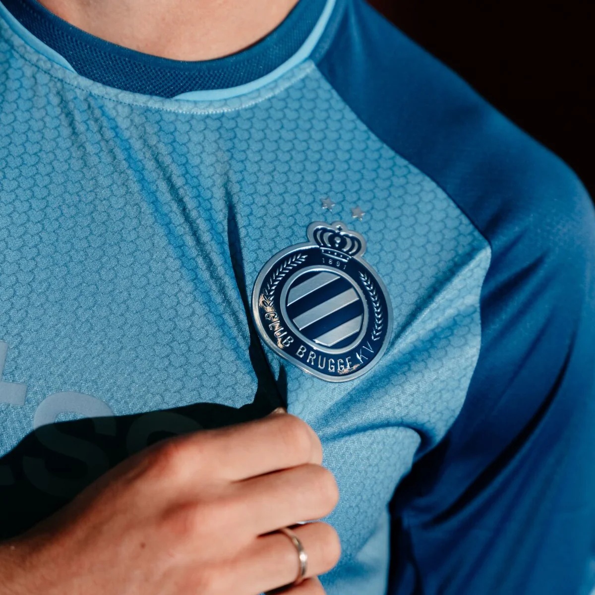 terceira camisa club brugge 2026-2027 castore