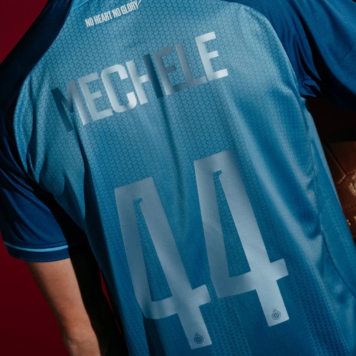 terceira camisa club brugge 2026-2027 castore