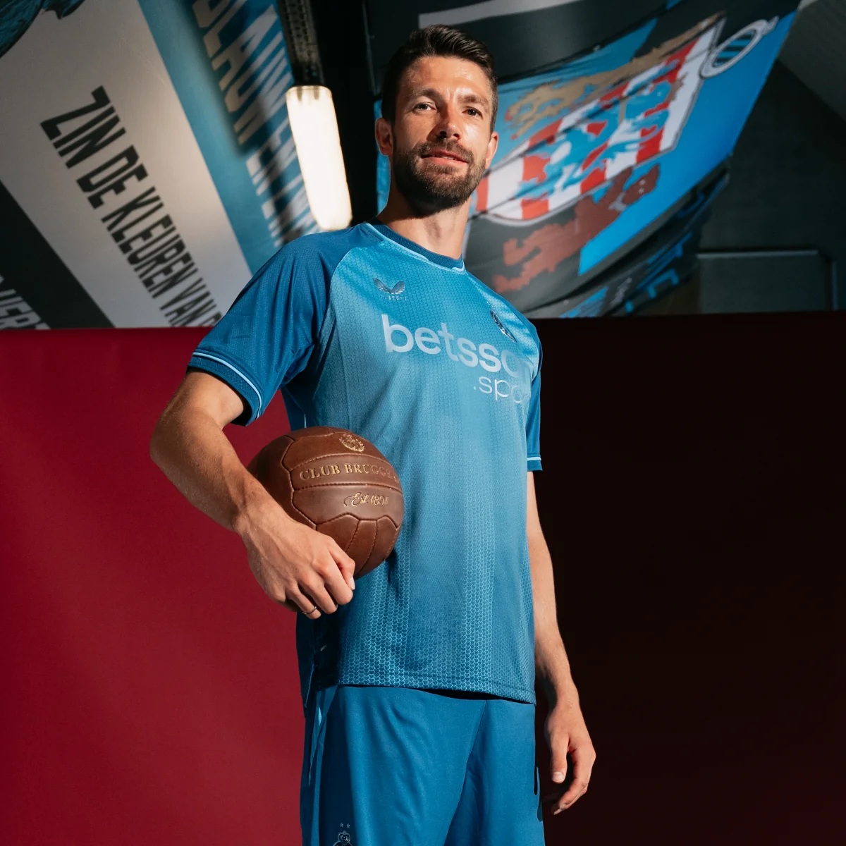 terceira camisa club brugge 2026-2027 castore