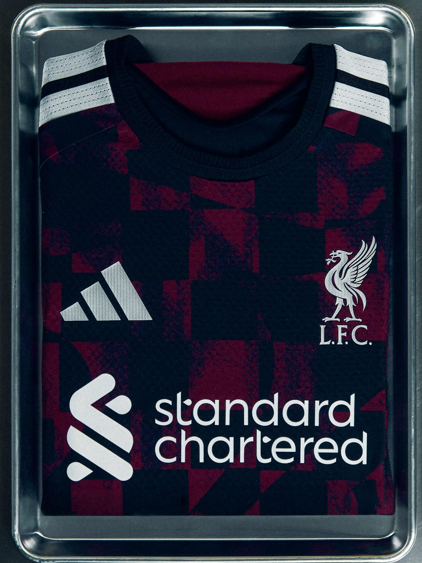 Terceira camisa do Liverpool FC 2026-2027 adidas
