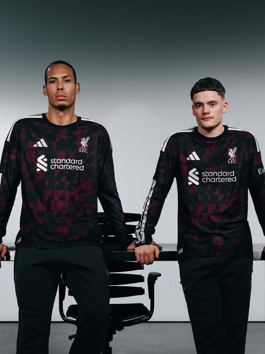 Terceira camisa do Liverpool FC 2026-2027 adidas