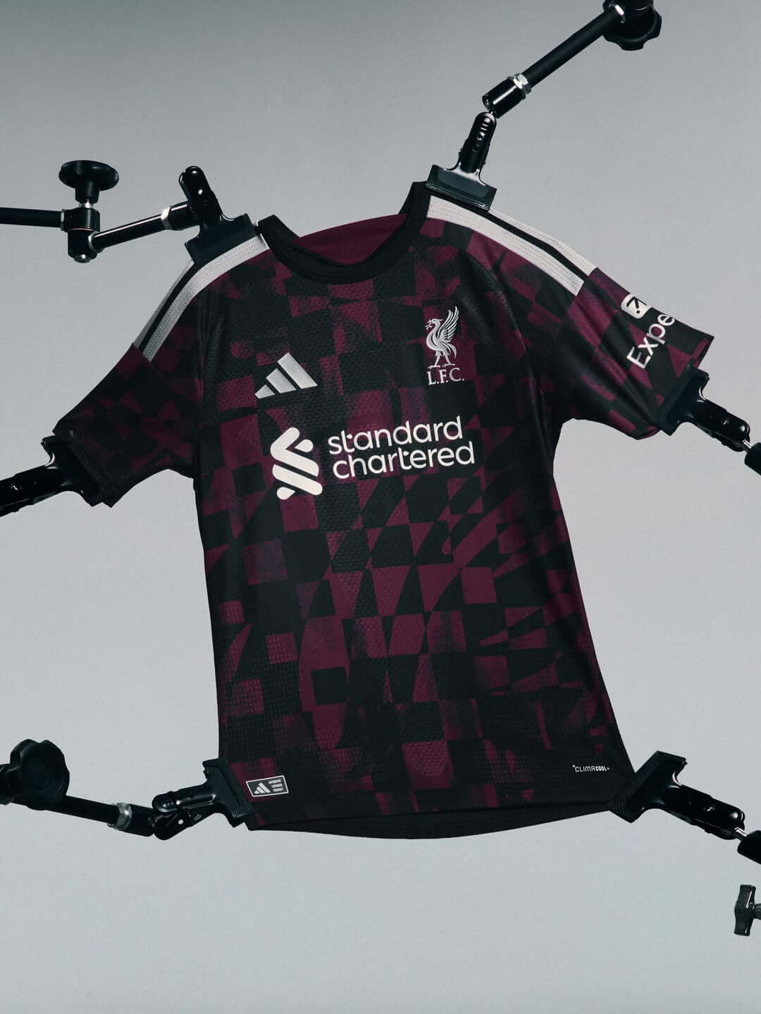 Terceira camisa do Liverpool FC 2026-2027 adidas
