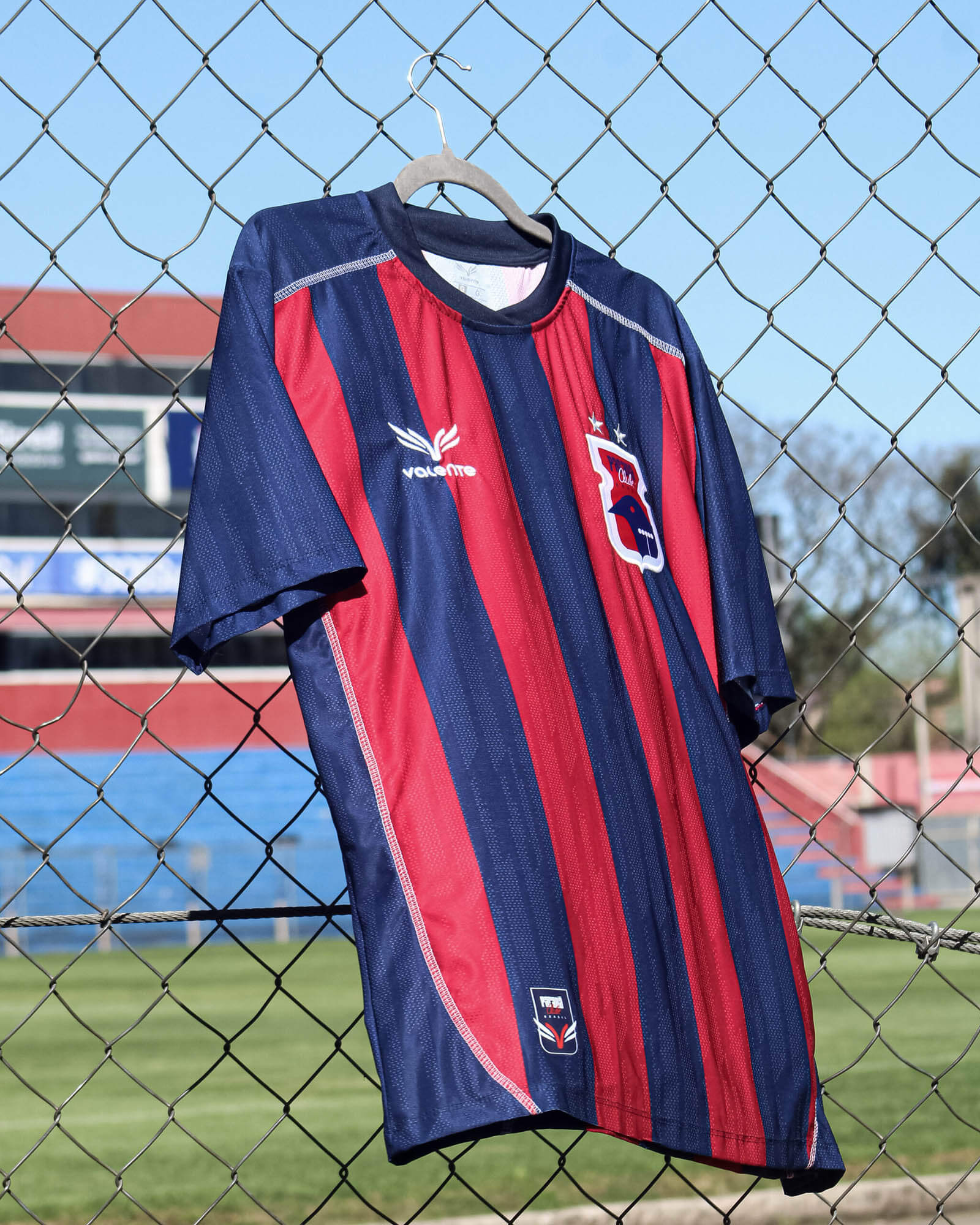 Terceira camisa do paraná clube 2026 Valente