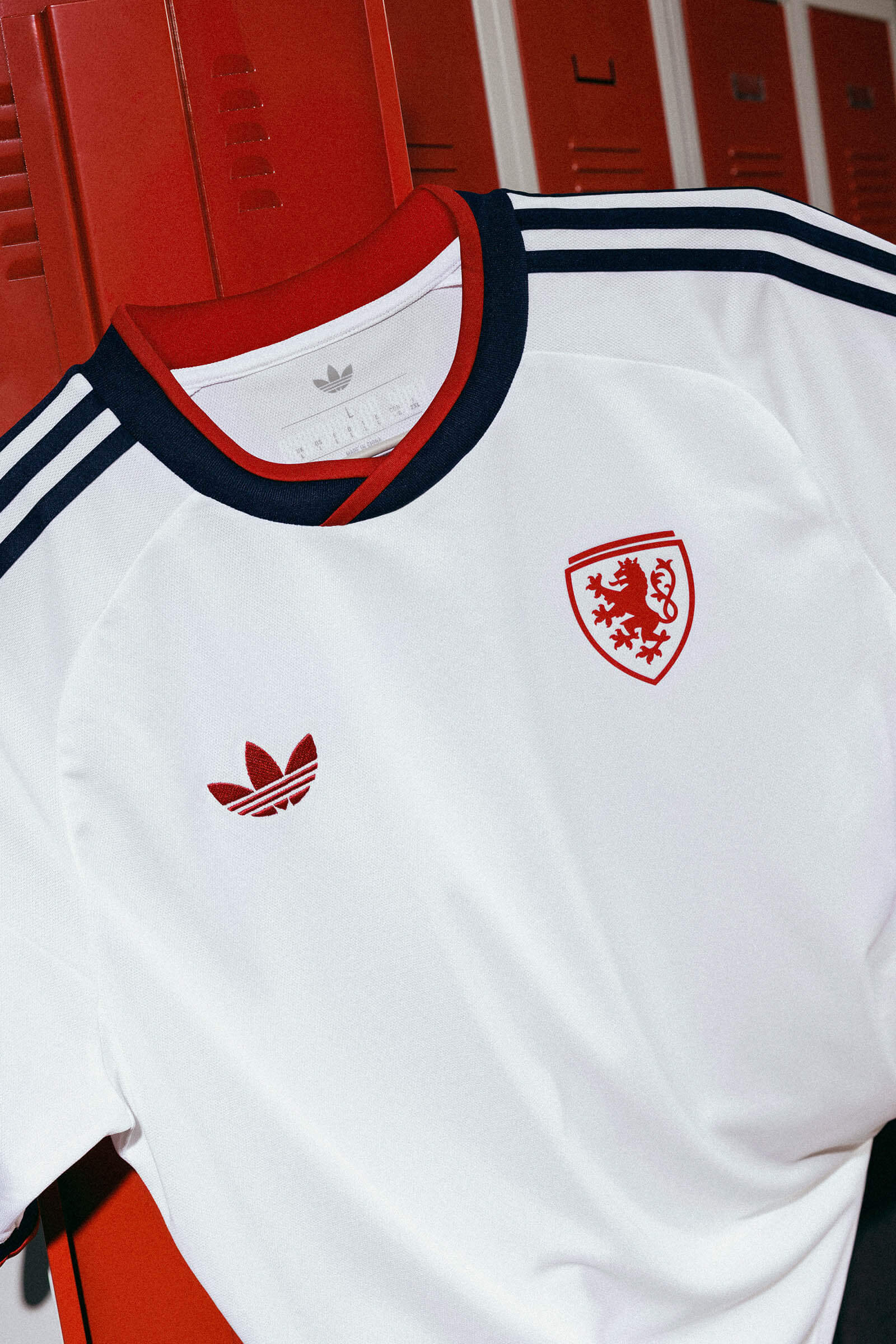 Camisa reserva da Tchéquia 2026-2027 adidas kit