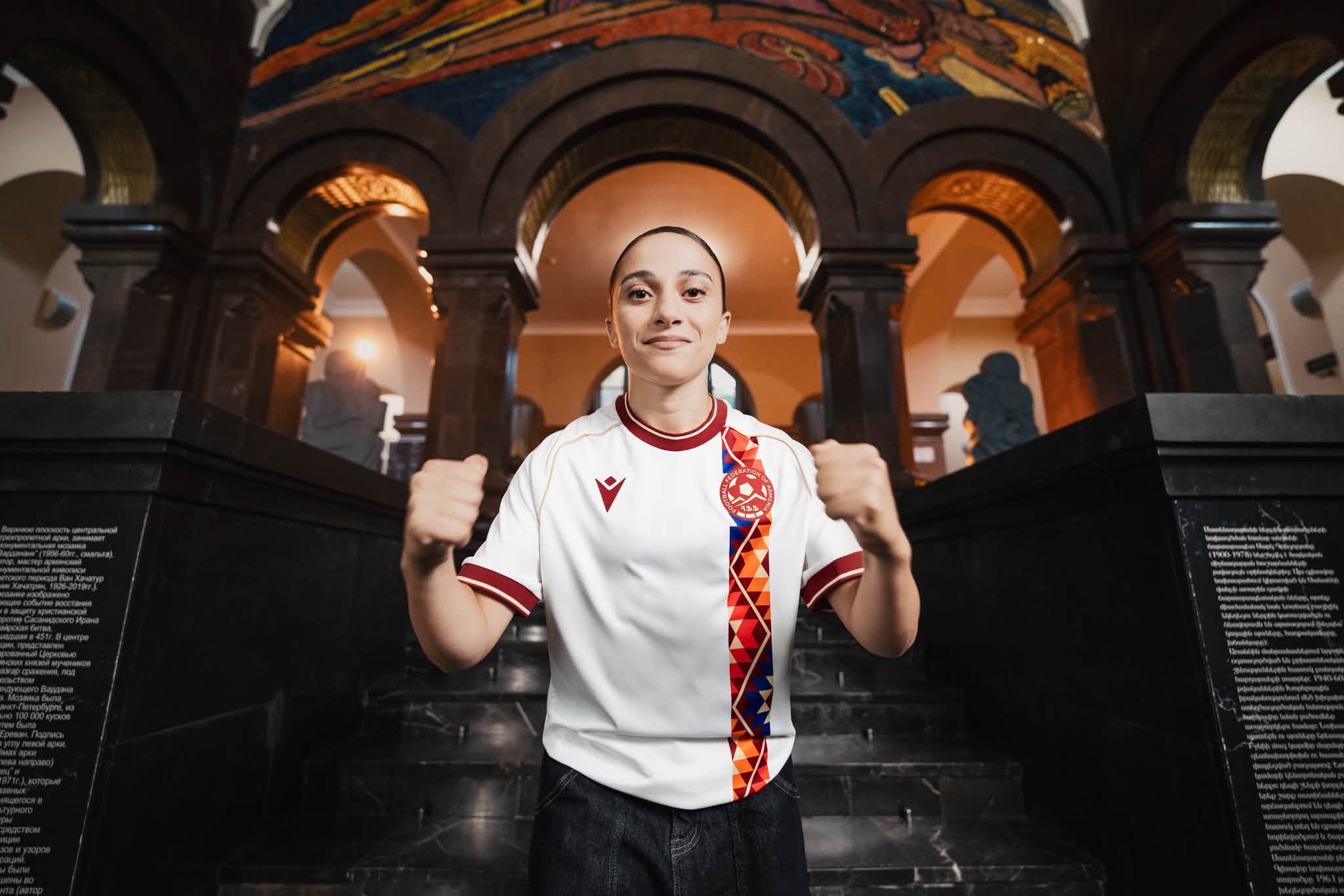Camisas da Armênia 2026-2027 Macron Away
