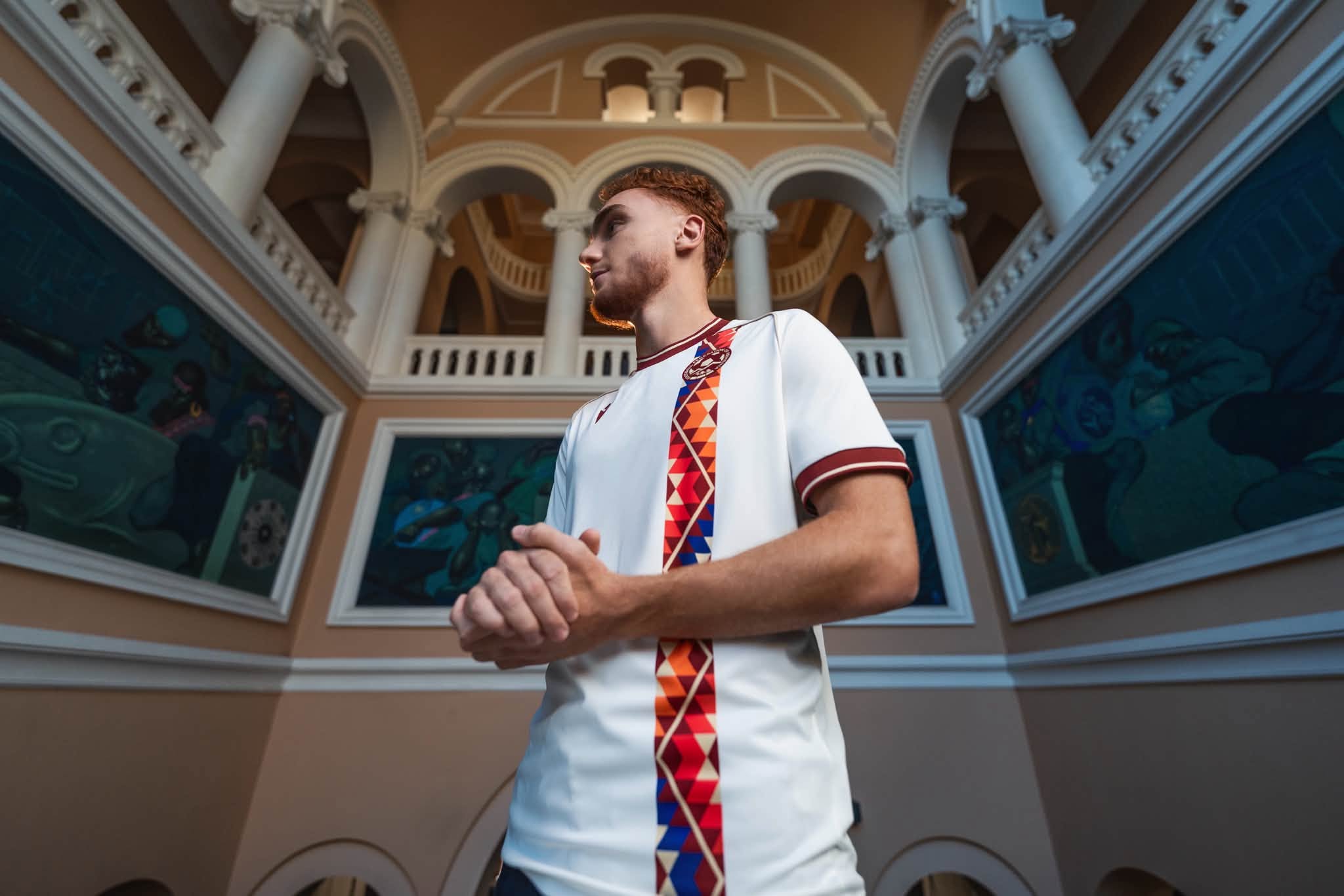 Camisas da Armênia 2026-2027 Macron Away