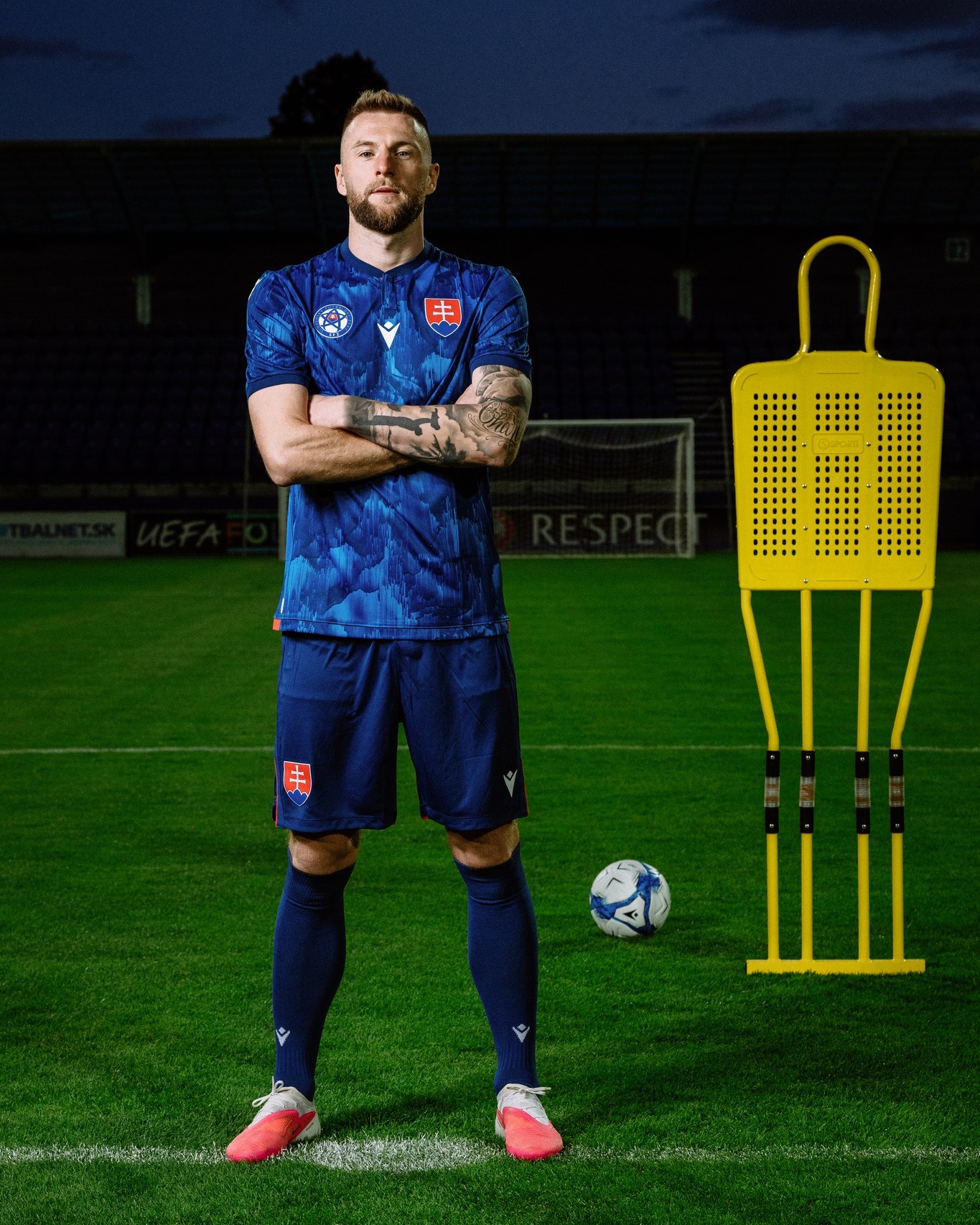 Camisa titular da Eslováquia 2026-2027 Macron
