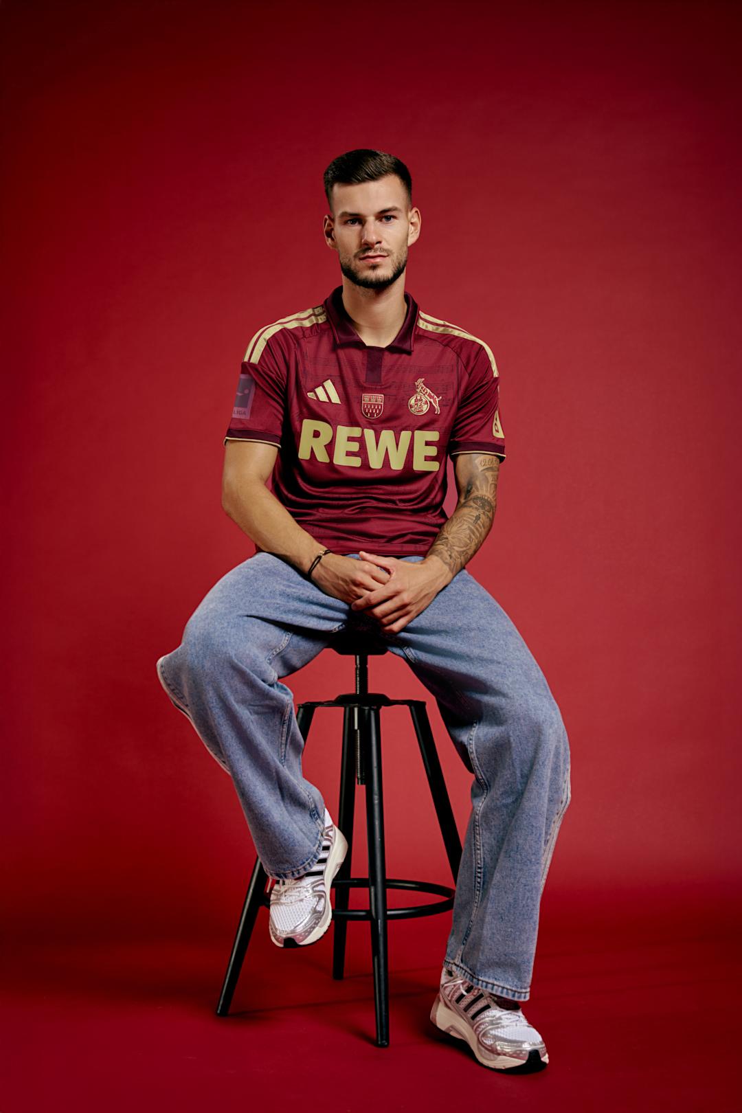 Camisa especial do Colônia celebra 150 anos de Willi Ostermann
