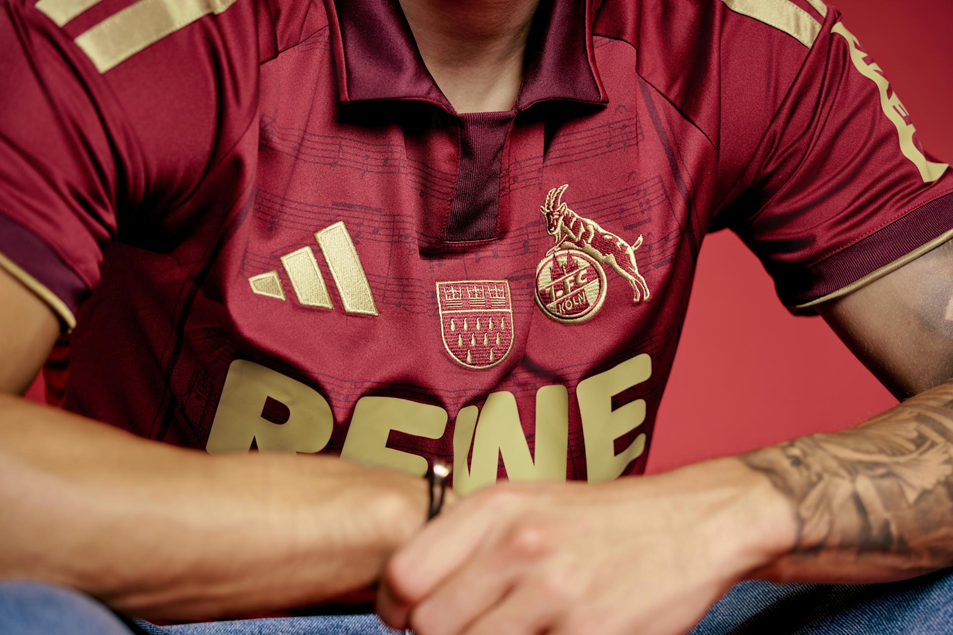Camisa especial do Colônia celebra 150 anos de Willi Ostermann