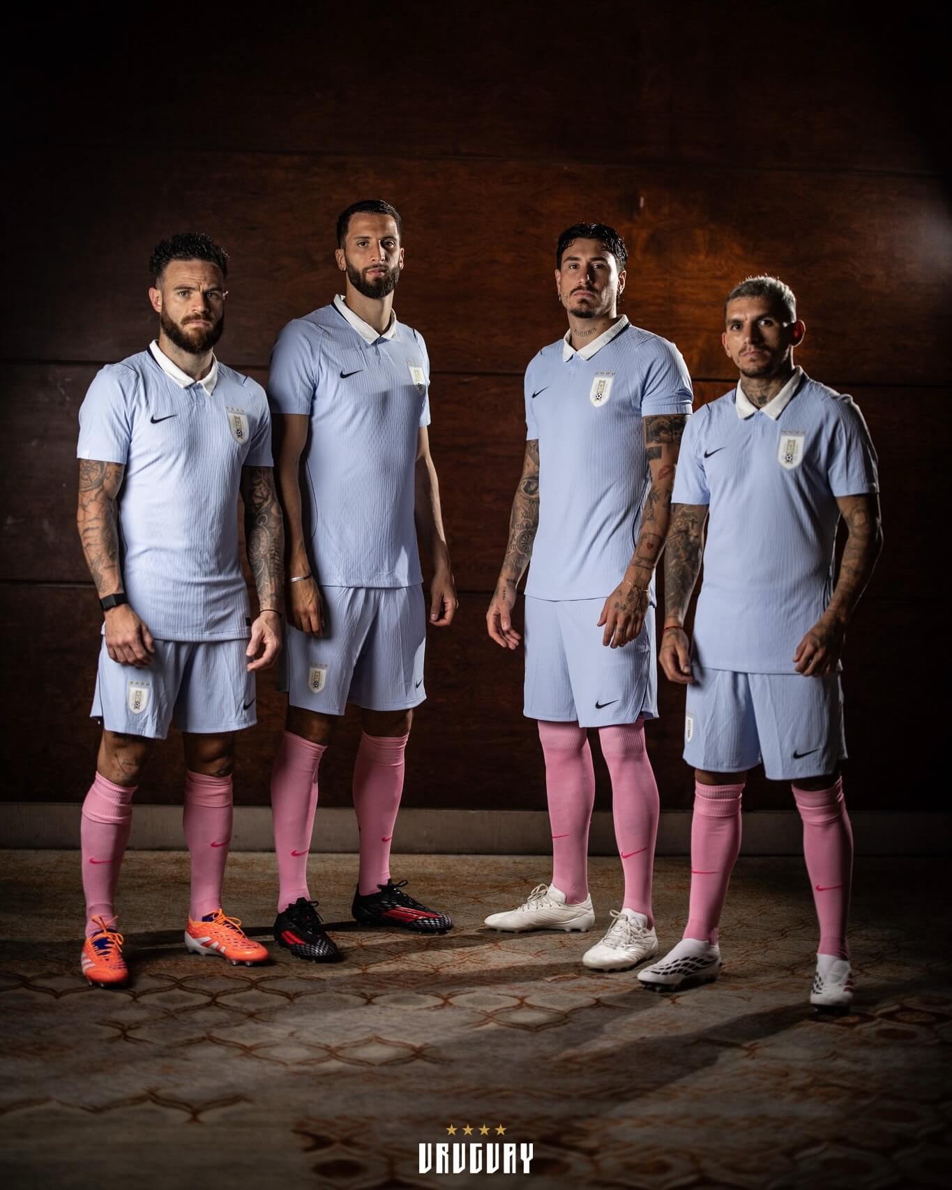 Uruguai Meias rosas Outubro Rosa 2026