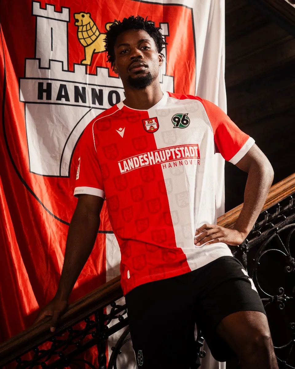 camisa especial 80 anos hannover 96 2026